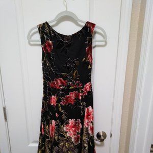 Betsey Johnson midi dress size 2